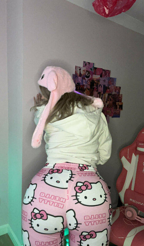 bunnynadja 美しいモデル 写真