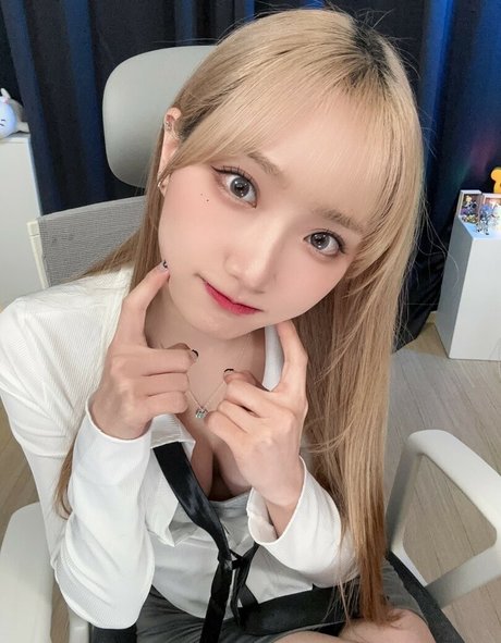 Woojungx4 かわいいポルノスター 画像
