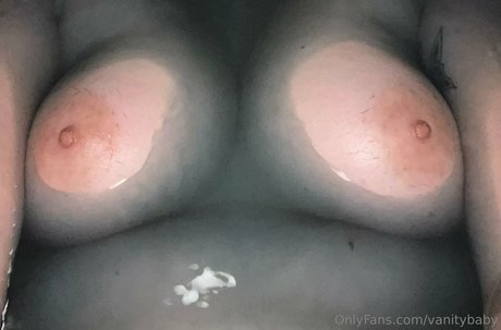 美しいラテン系オンリーファンズ ホットセックス 写真