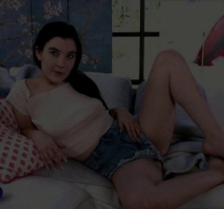 Jenna Reid アートモデル 画像