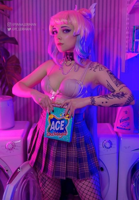 Yana Lerman XXXモデル 画像