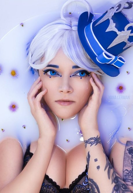 Yana Lerman セックスモデル 画像