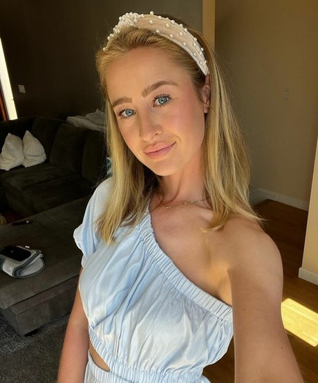 Nelly Korda ポルノスター ホット ギャラリー