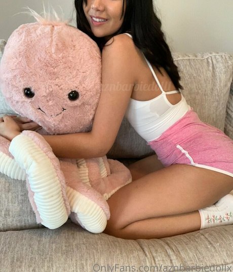 aznbarbiedollx アダルトモデル 写真