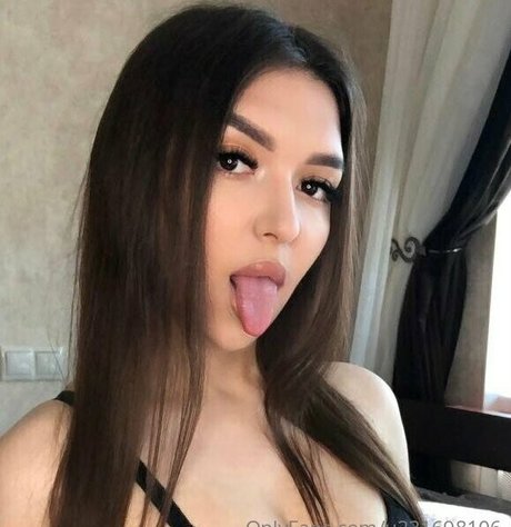 katrin shamber 裸モデル 画像