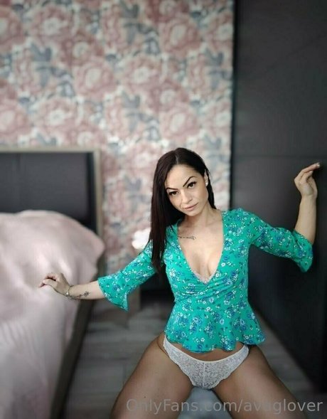 avaglover profile image
