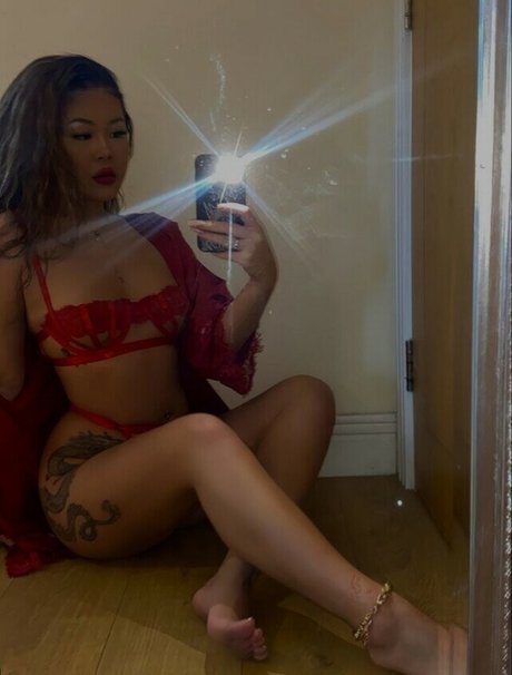 Michellel4m 裸のポルノスター 画像