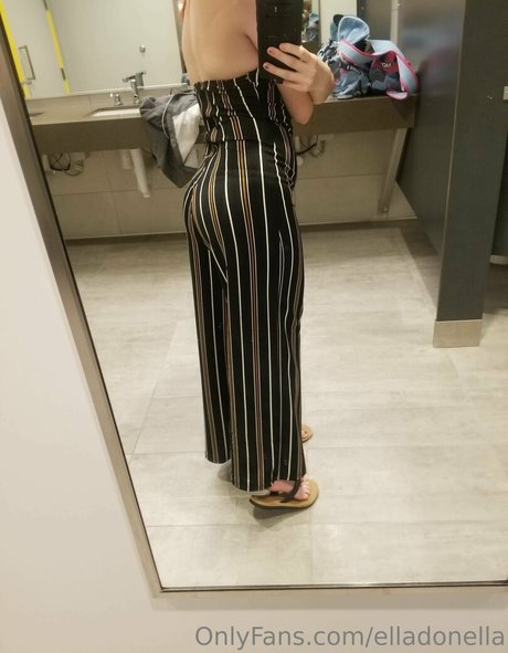 elladonella ポルノスター 無料 写真