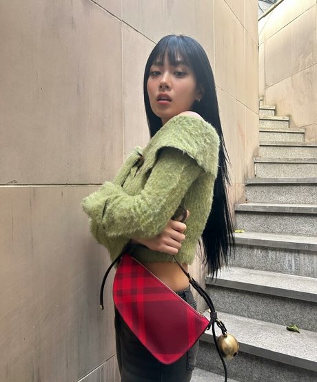 Kim Hyung Seo ポルノスター エロティック 画像