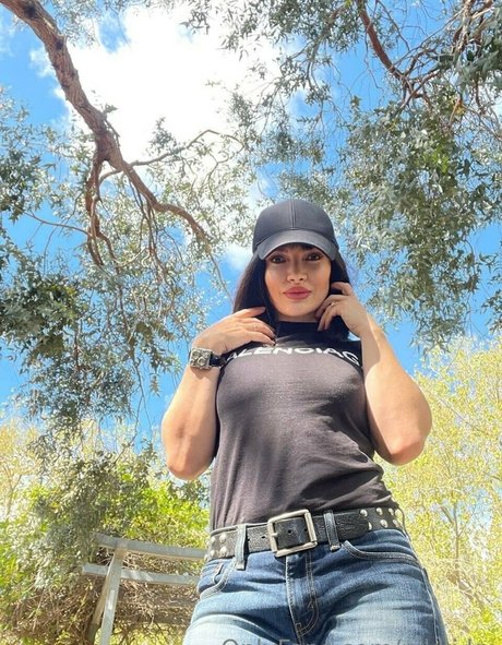 nikki kx エロティックモデル 写真