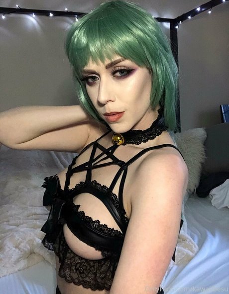 camghoul 可愛い女優 写真
