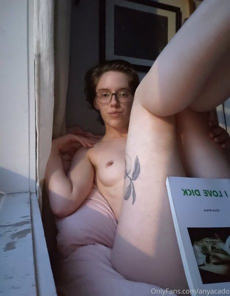 Anya Volz 高品質のポルノスター 写真