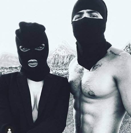 ジムレギンス オンリーファンズ 無料セクシー 写真