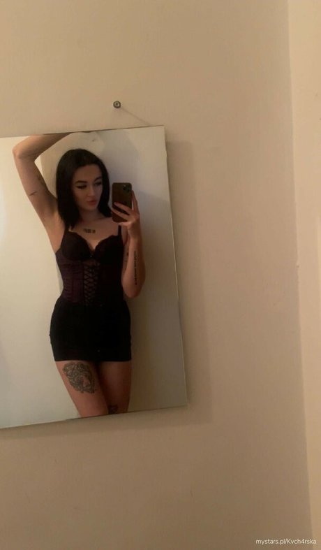 Aleksandra Kucharska セックスポルノスター 写真