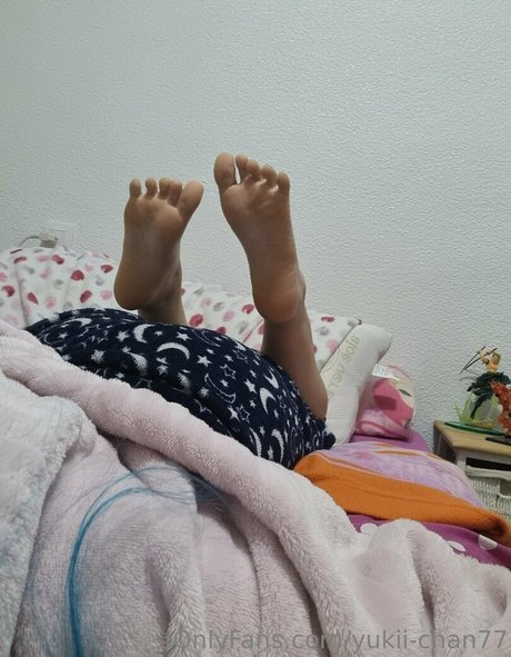 yourbluehairedwaifu セクシーモデル 写真