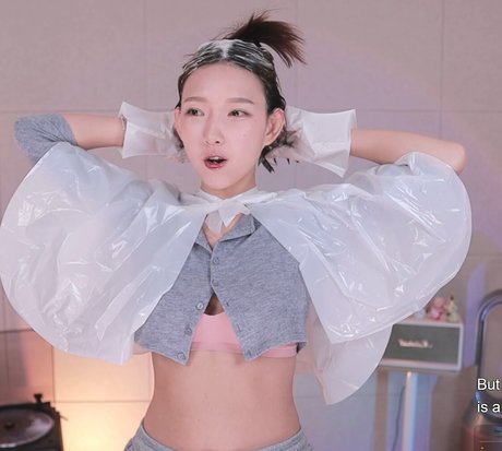 leelate 高品質モデル 写真