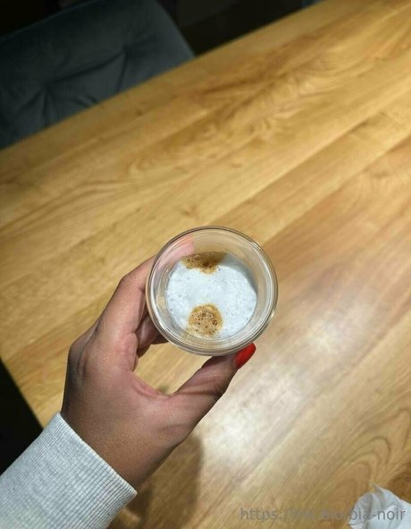 bianoir ヌード女優 ギャラリー