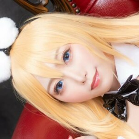 Minemeroxx 裸の女優 写真