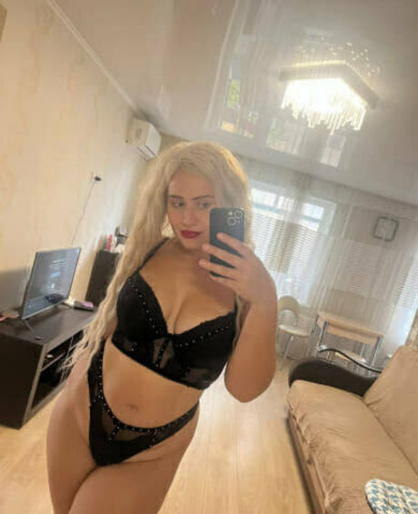 barbiesizebabe ヌードモデル 写真