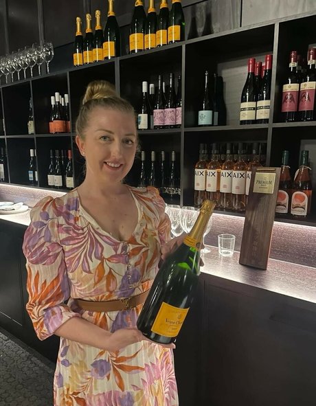 Charlotte Grace ホットスター 写真