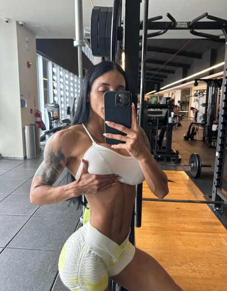 Anlly 独占女優 写真