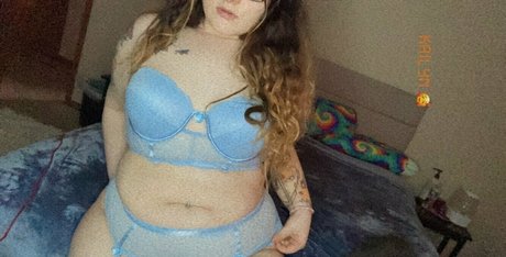 巨乳クーガーオンリーファンズ 限定 画像