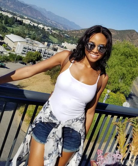 Meagan Tandy アダルトスター 写真