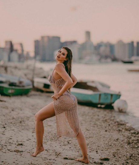 Vanessa Claudio セクシーモデル 画像