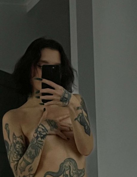 kellymay wow ポルノスター パーフェクト 写真