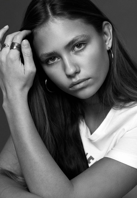 Ida Zeile xxx女優 写真