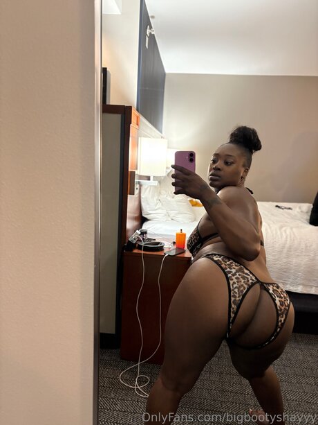 bigbootyshayyy スター ヌード 画像