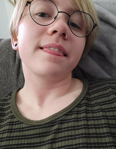 英国アマチュアオンリーファンズ アートポルノ 画像