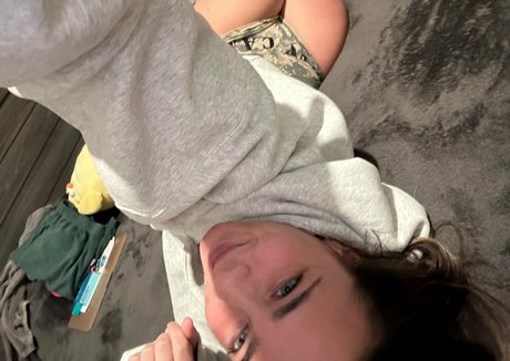 Danielle Cooper 最高のモデル 画像