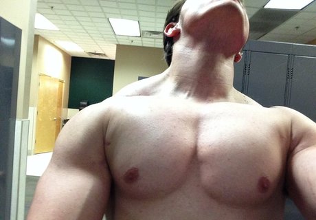 jamietylerflex セクシーモデル ギャラリー