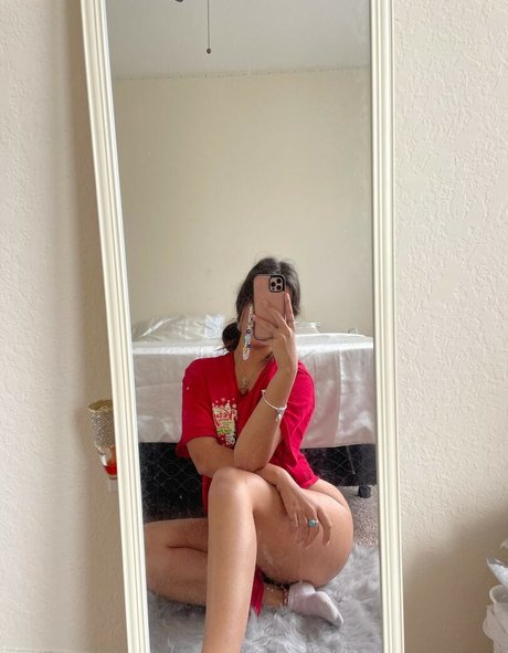 足を舐めるオンリーファンズ セクシーxxx 写真