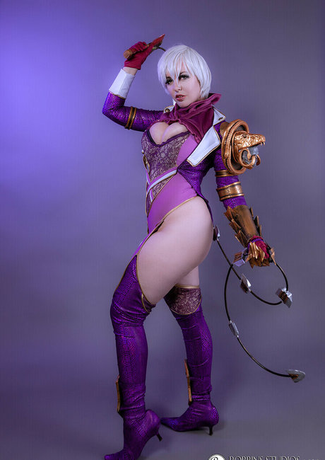 LisaLouWho セクシーなポルノスター ギャラリー
