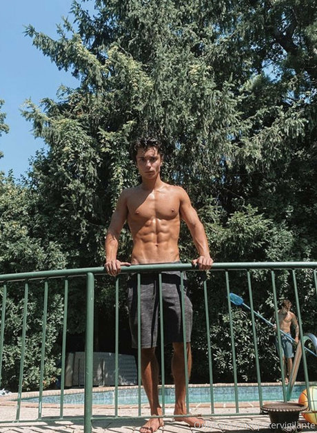 petervigilante 無料のポルノスター 写真