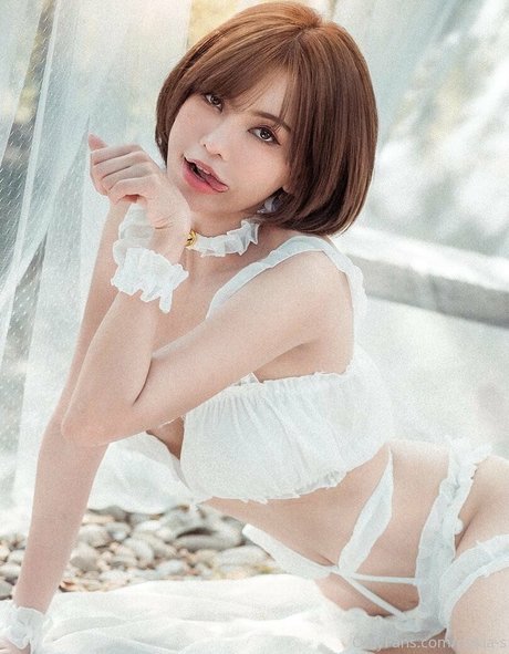 フェラチオ自撮りオンリーファンズ アートポルノ 画像