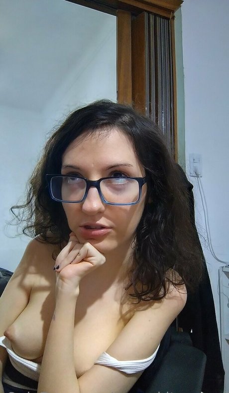 熟女無料オンリーファンズ セクシー裸 画像