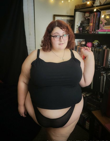 ladylilithbyrd 美しいモデル 写真