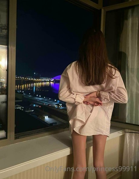 おっぱい自撮りオンリーファンズ ホットxxx 画像