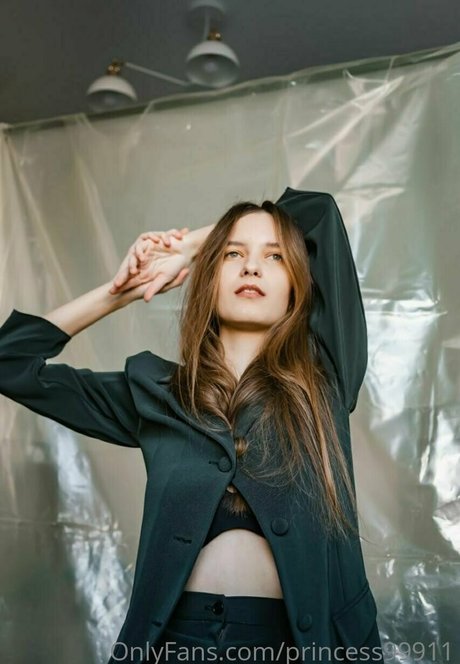 曲線美のクーガーオンリーファンズ 無料セックス ギャラリー