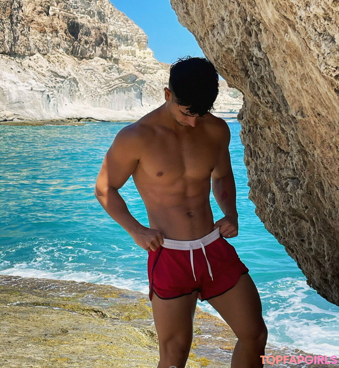 exoticboyfree トップモデル 画像