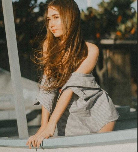 Maria Luiza Signorin ポルノモデル 写真