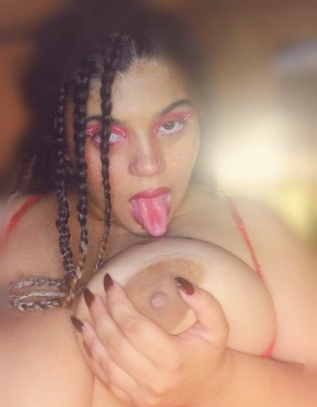 18ヌードオンリーファンズ ホット裸 画像