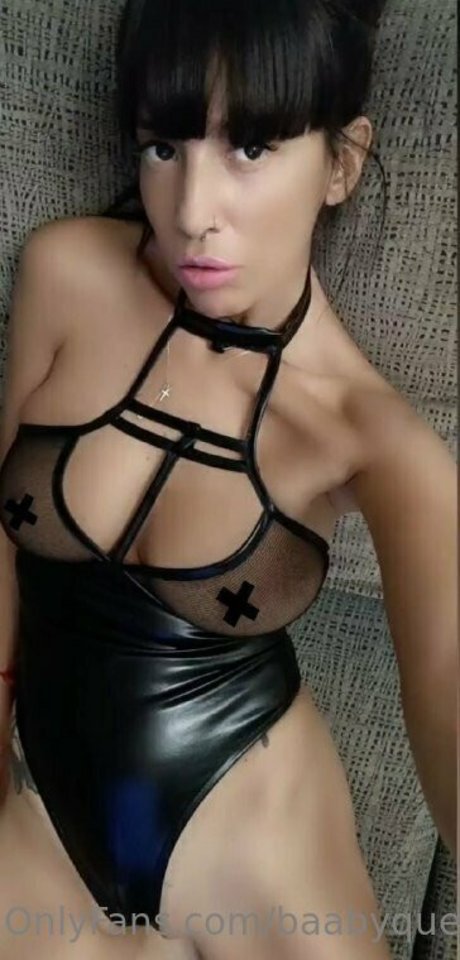 baabyqueenn セクシーなスター 写真