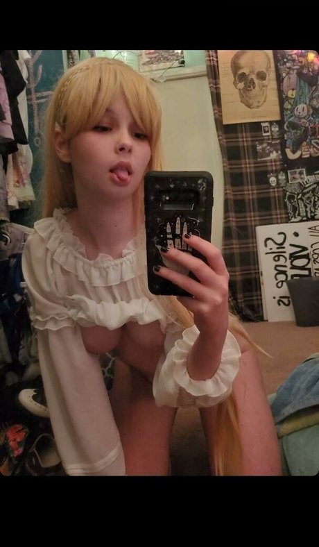 dracculala XXXモデル 写真