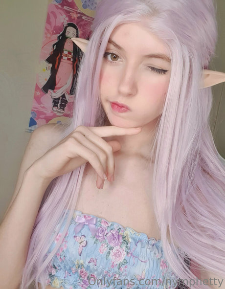 nymphetty 可愛いモデル ギャラリー