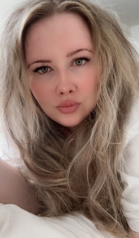 Traycee 美しい女優 写真