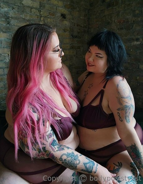 bodyposistylist 無料女優 写真